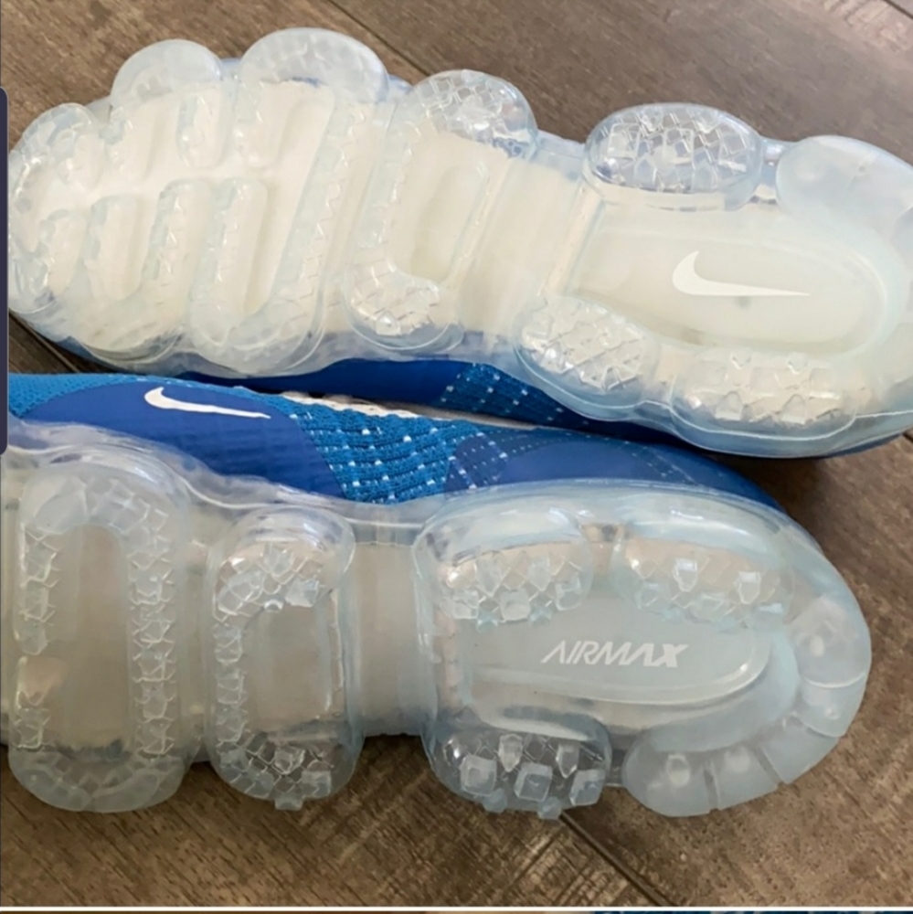 Vapormax size size 8